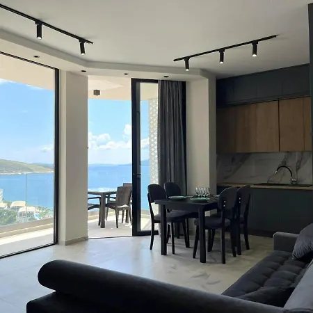 Golden Star 2 Sarandë