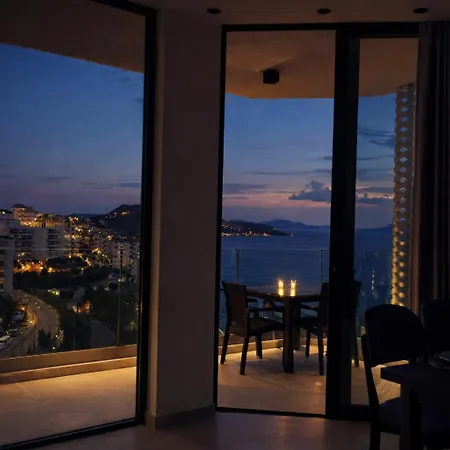 Golden Star 2 Appartement *