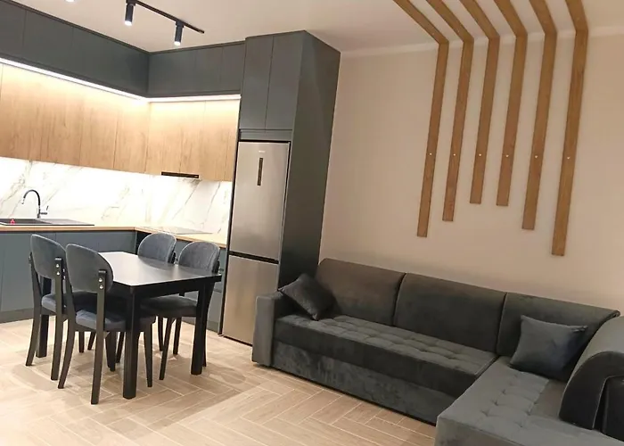 Golden Star 2 Apartment