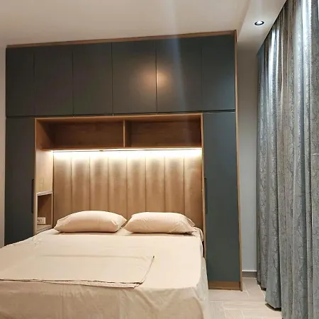 Golden Star 2 * Саранда