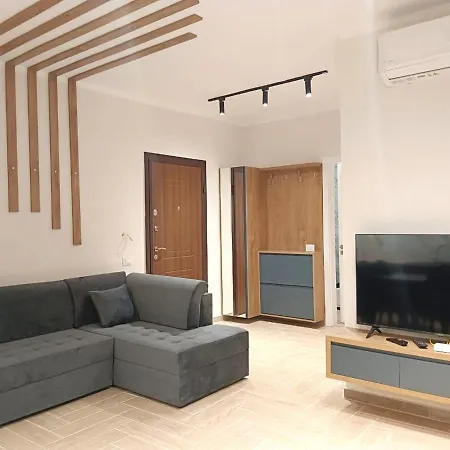 Apartment Golden Star 2