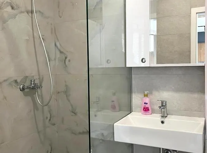 Golden Star 2 Apartment *