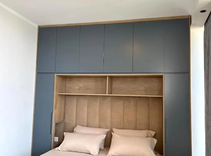 Apartment Golden Star 2 *