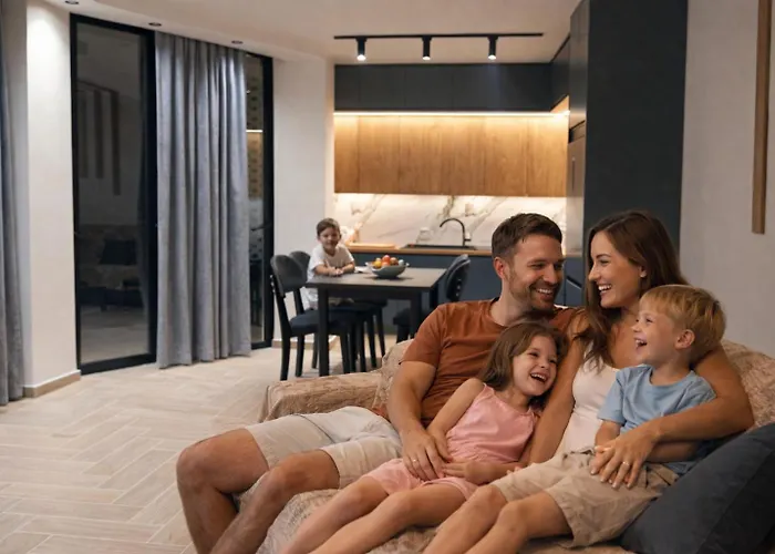 Golden Star 2 Apartment